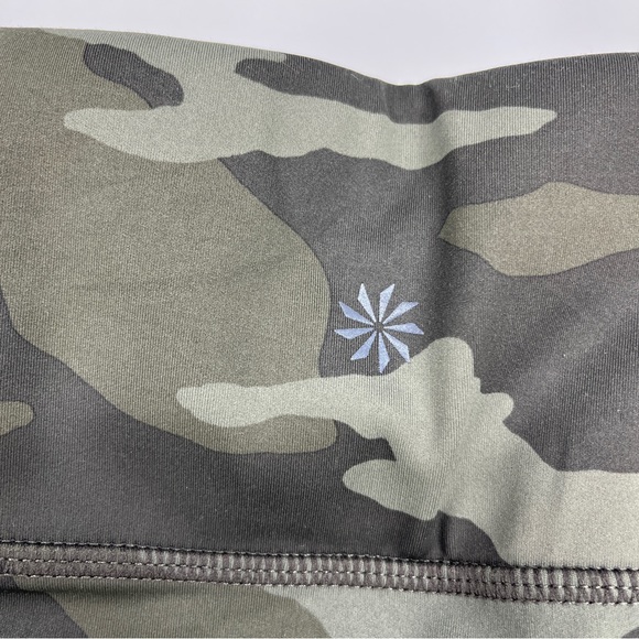 Athleta Camo Contender Leggings Olive Green Powerlift Small Yoga Run Gym Cropped - Picture 7 of 10